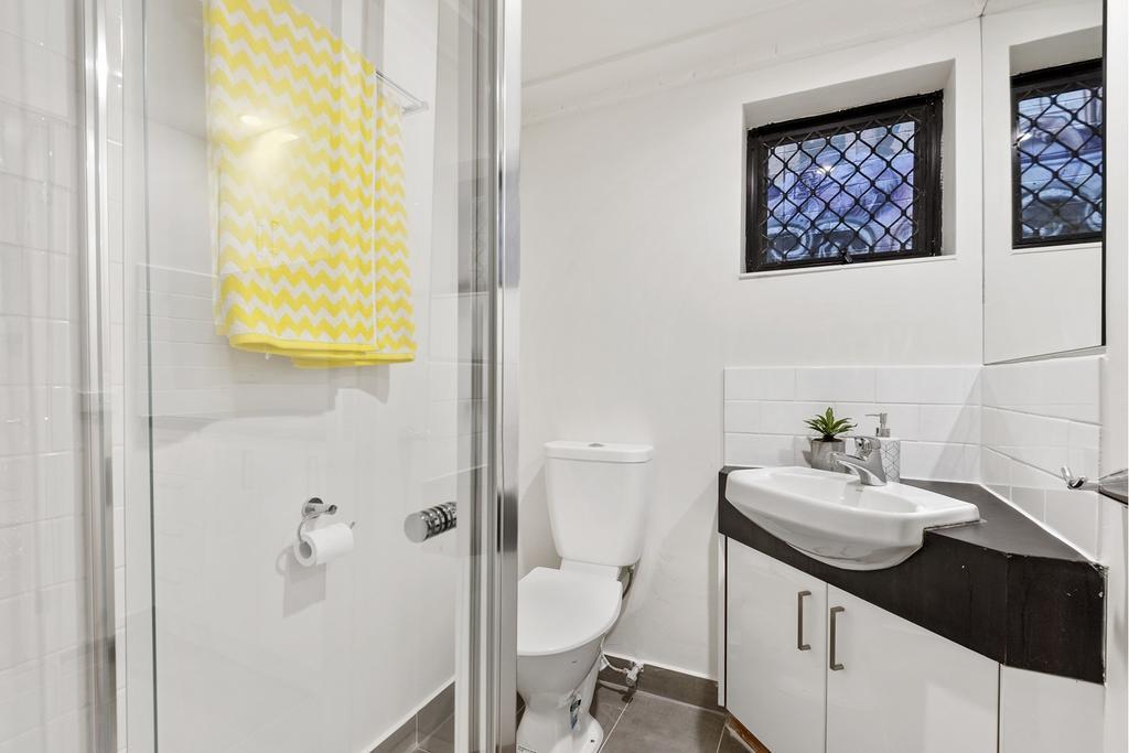Readyset Apartments On Anthony ملبورن المظهر الخارجي الصورة