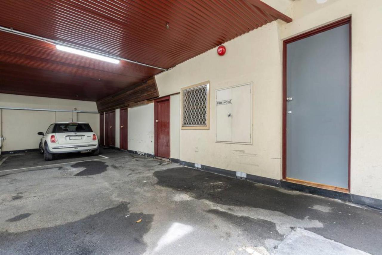 Readyset Apartments On Anthony ملبورن المظهر الخارجي الصورة